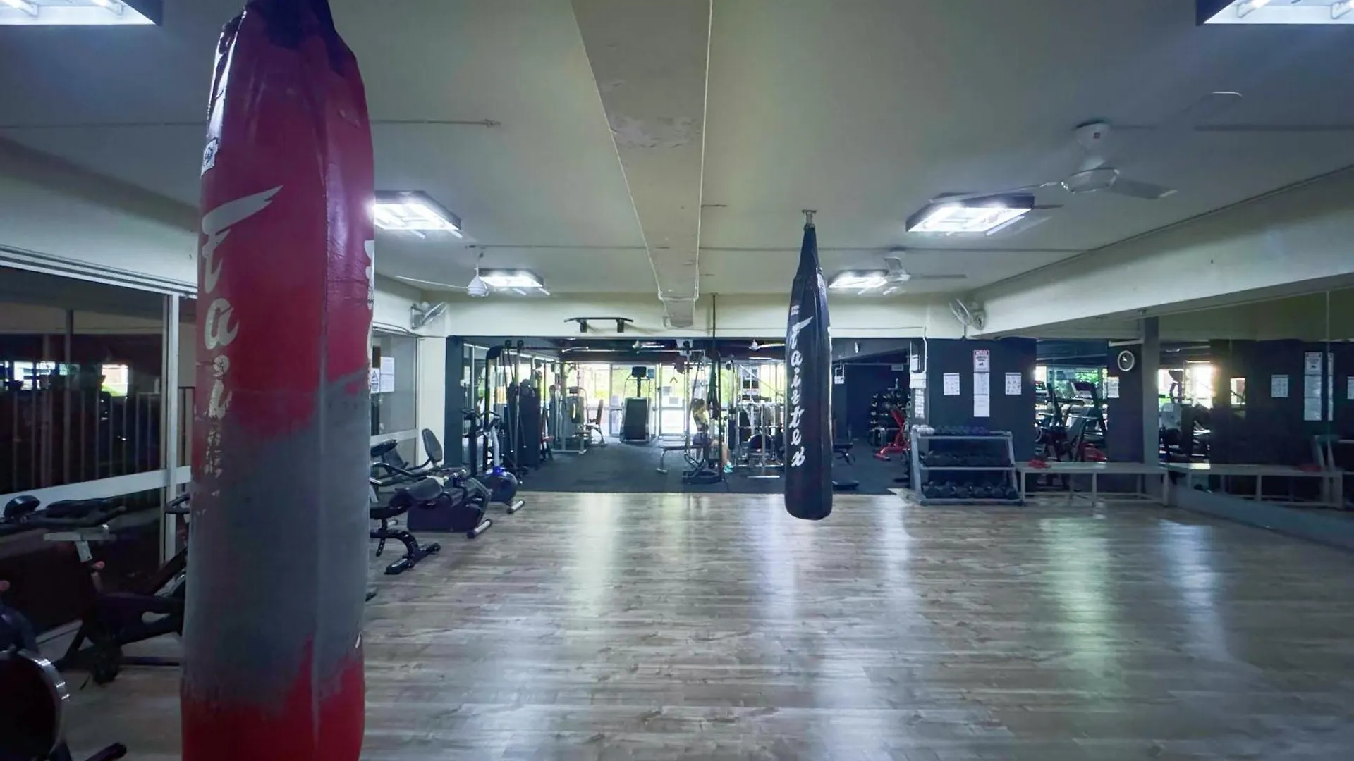 קואלה לומפור Faber Ria Suite Only 5 Minutes To Mid Valley N Kucai Lama N Fabertower דירה קואלה לומפור