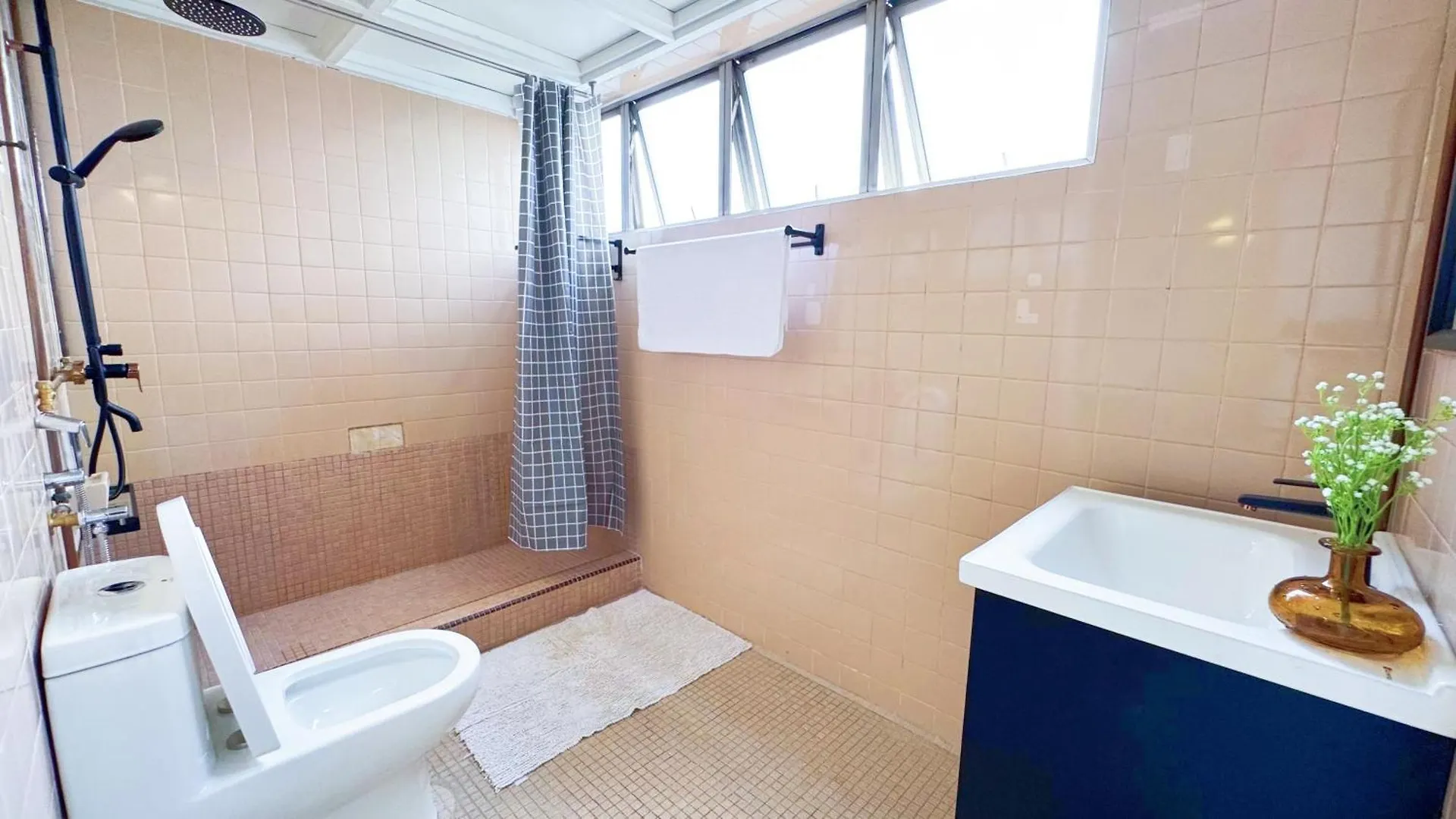 Faber Ria Suite Only 5 Minutes To Mid Valley N Kucai Lama N Fabertower Kuala Lumpur Malaysia